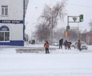 Ждали 30 лет: жители Петропавловска о том, как изменилась уборка снега