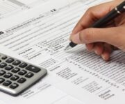 Казахстанцам облегчат заполнение налоговых деклараций