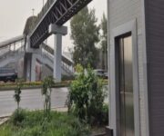 В Алматы объяснили, почему не работают лифты на надземных переходах